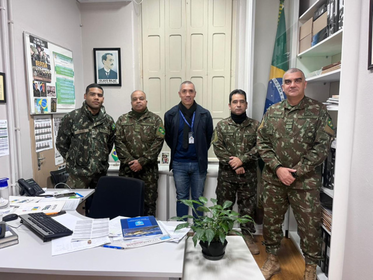 Gabinete do Prefeito Junta de Servi�o Militar de Garibaldi recebe visita t�cnica do Posto de Recrutamento e Mobiliza��o  � �