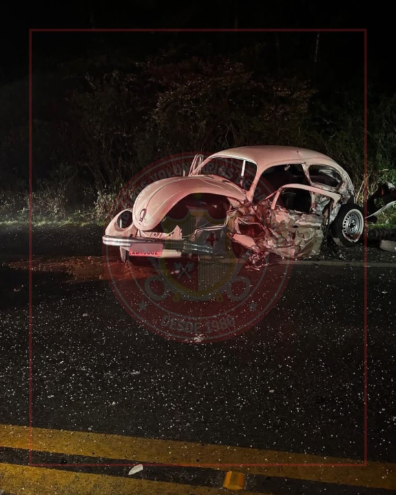 Acidente deixa três pessoas feridas