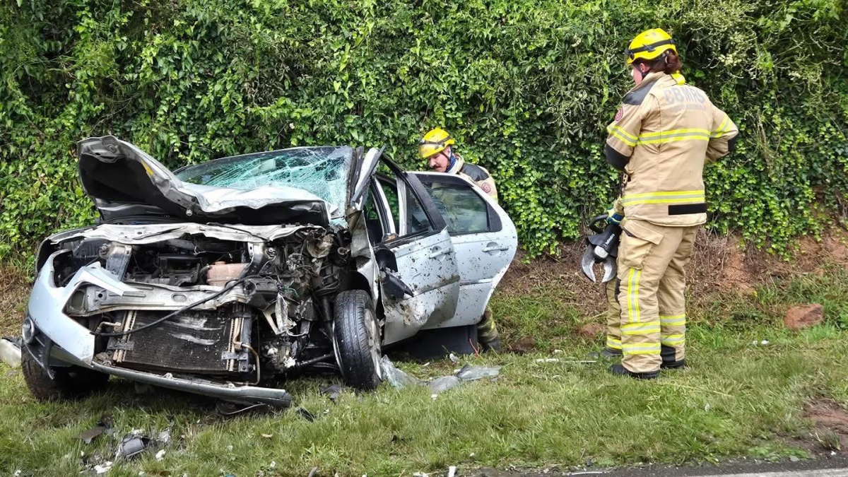 Tr�nsito - Bento Gon�alves - Acidente na BR 470, pr�ximo ao bairro S�o Roque, tem v�tima fatal 