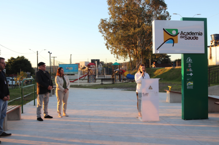 BAIRRO JUVENTUDE RECEBE ACADEMIA DA SADE EM GARIBALDI