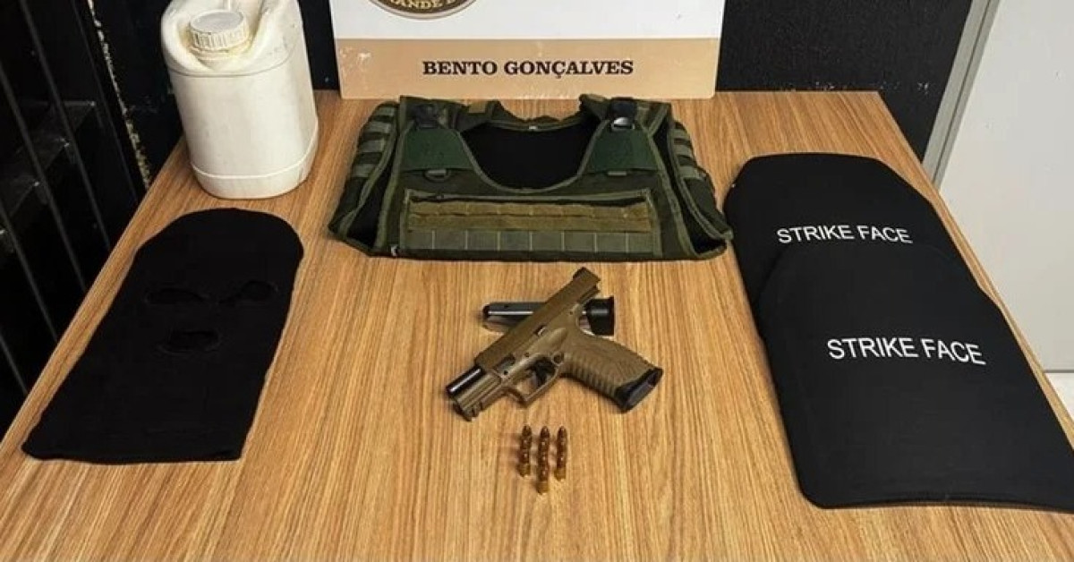Segurana - BM impede ataque em Garibaldi aps localizar armas com dupla em Bento Gonalves e Carlos Barbosa