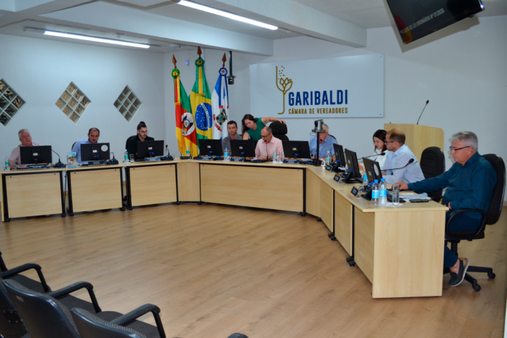 Projeto de Lei Ordin�ria n� 01/2026, que altera a Lei Municipal n� 5.919/2025 e q�o per�odo para ades�o at� o dia 14 de mar�o de 2026
