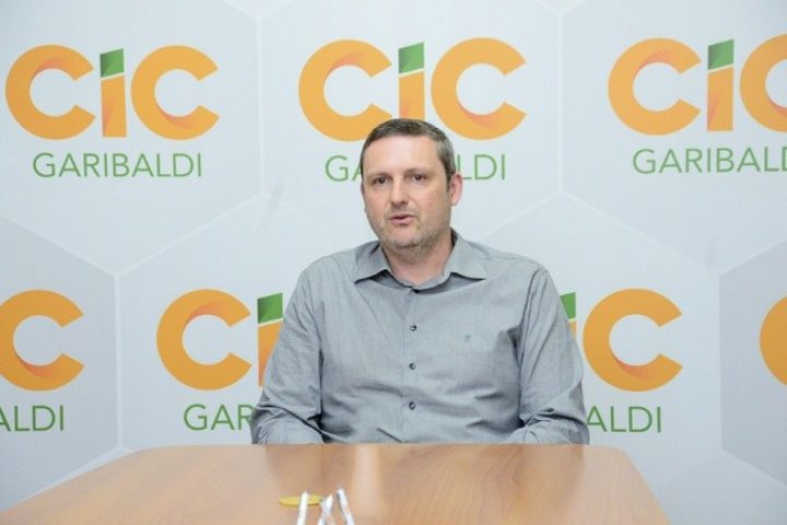 CARLOS MORARI � REELEITO PRESIDENTE DO CONSEPRO DE GARIBALDI, RS 