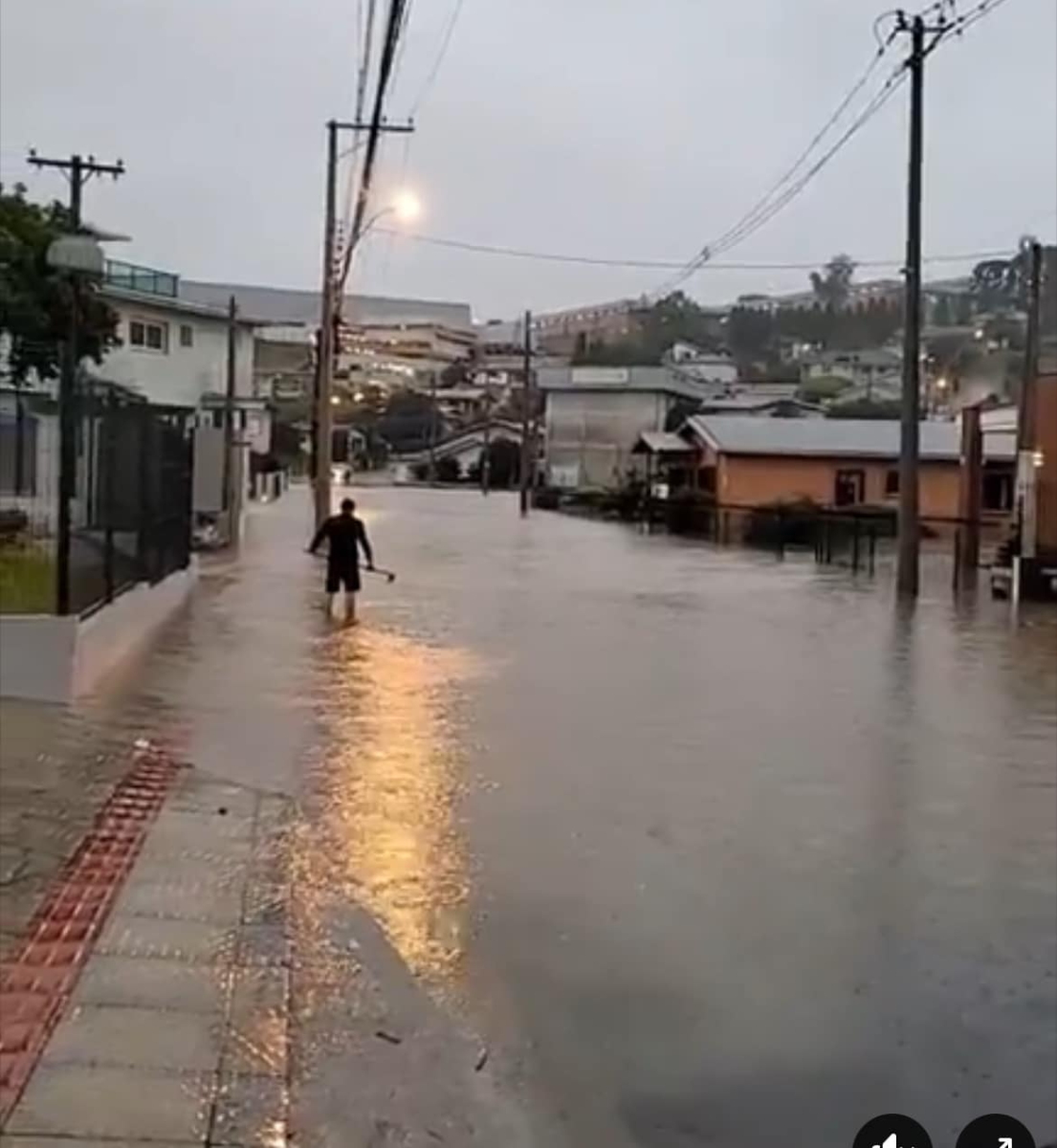 Forte chuva preocupa Garibaldi e Regio da Serra 