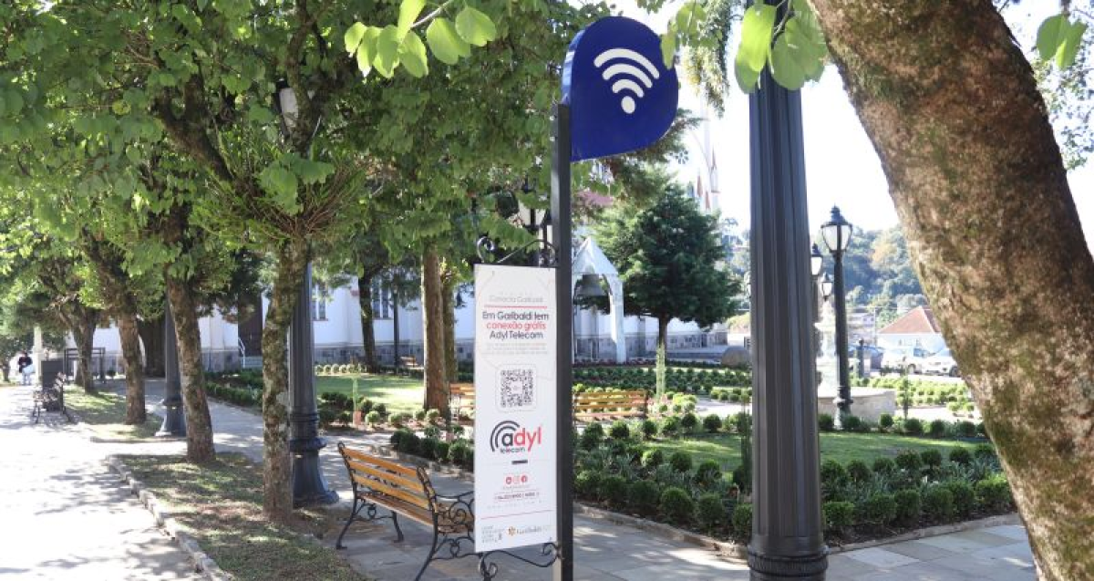 Conecta Garibaldi chega  Praa da Matriz