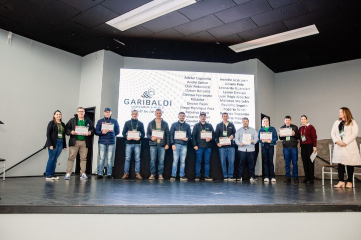 Cooperativa Vinícola Garibaldi promove formação e qualificação para seus produtores