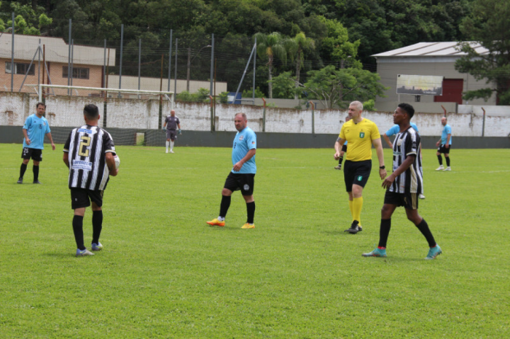 Esporte -  Garibaldi  Campeonato Municipal de Futebol de Campo para Veteranos conta com dez equipes