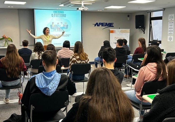 Inscrições abertas para o projeto ‘Construindo o futuro através da qualificação profissional’