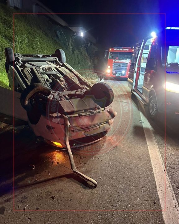 Tr�nsito - Mais um capotamento em Garibaldi 