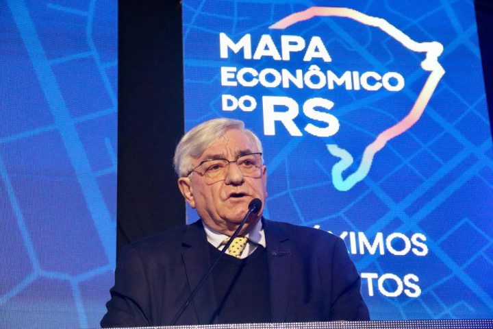 NA CIC DE GARIBALDI, PREFEITO SRGIO CHESINI CELEBRA CONQUISTAS 