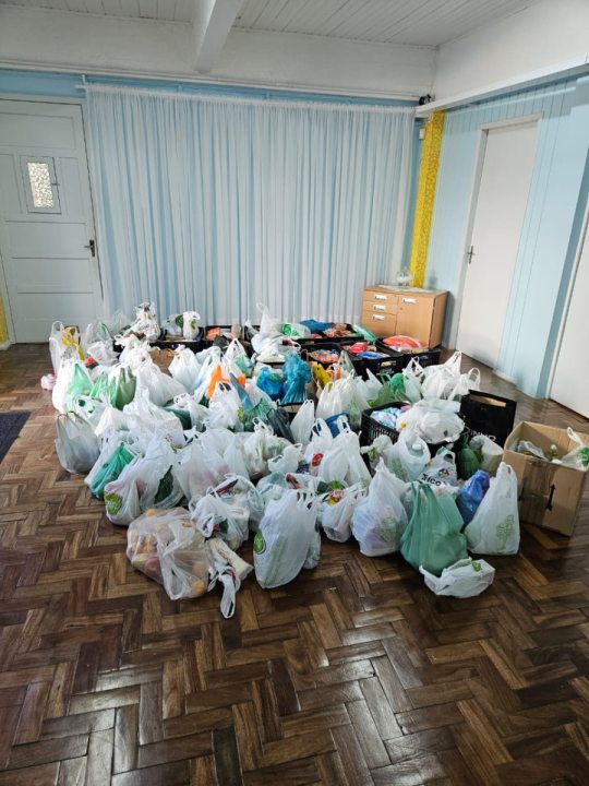 Garibaldi Solid�rio -  Presidente do FAC estima que entidade arrecadou mais de 700 quilos de alimentos com as doa��es de Corpus Christi