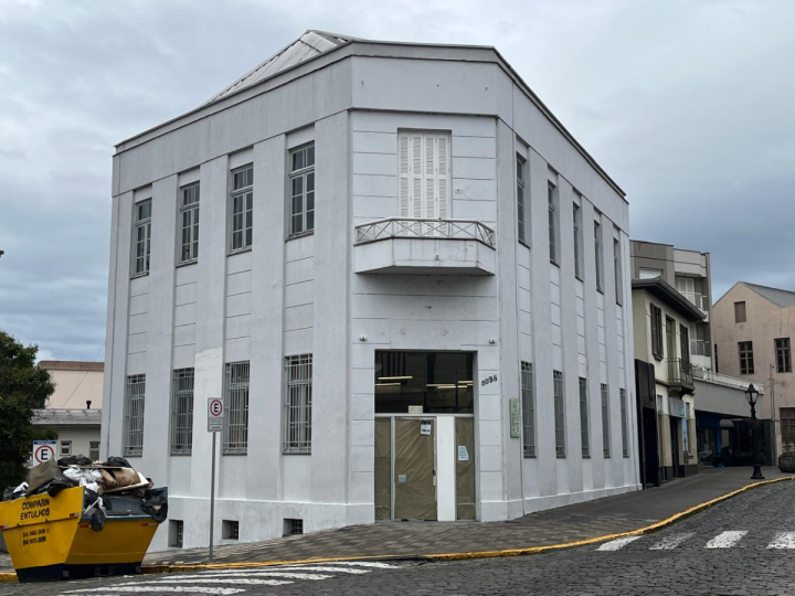 Prédio onde funcionava o Banco Santander em Garibaldi, RS