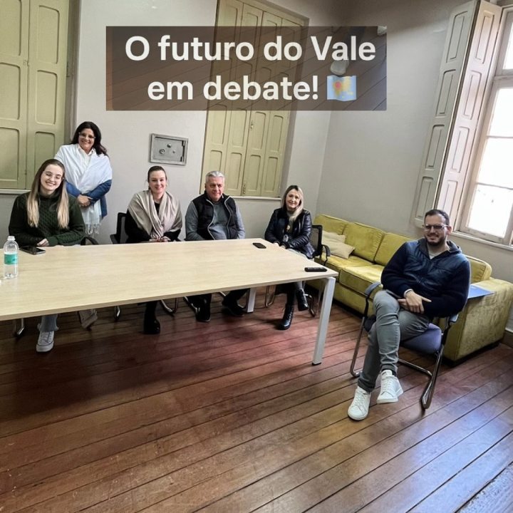 Primeiro encontro do grupo de estudos reunidos em Garibaldi