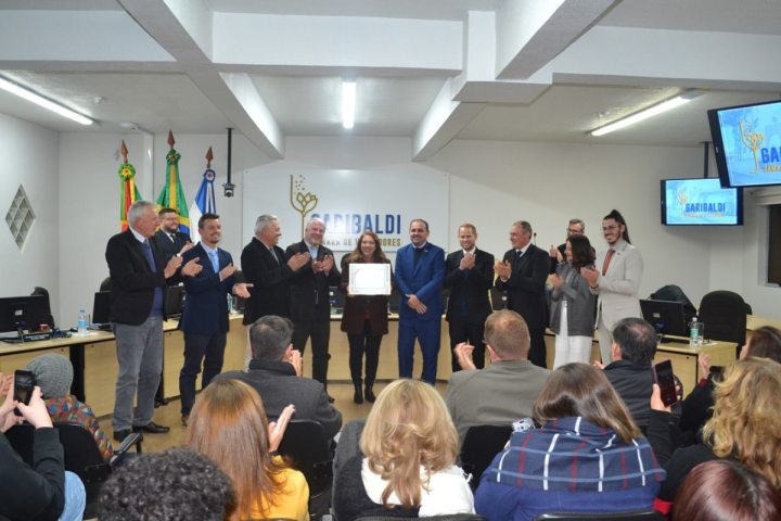 SESSO SOLENTE DA CMARA DE VEREADORES DE GARIBALDI, RS 
