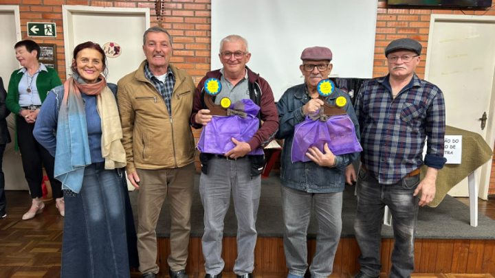 Garibaldi - Secretaria Municipal de Assist�ncia Social e Habita��o Centro de Conviv�ncia de Idosos promove Torneio de Bisca e fortalece momentos de integra��o e bem-estar