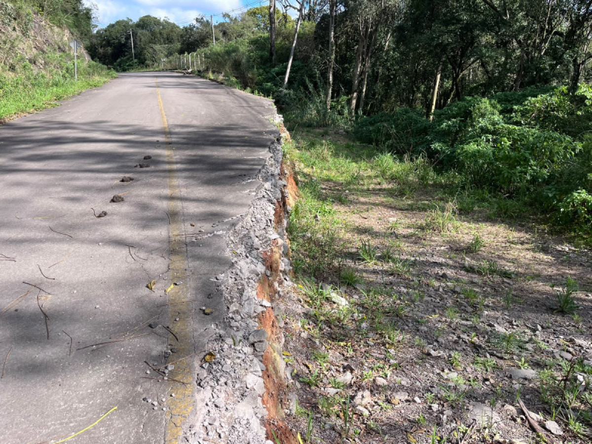 Secretaria Municipal de Obras-Defesa Civil Nacional realizou vistoria da Perimetral Leonel de Moura Brizola�na �ltima sexta (21)